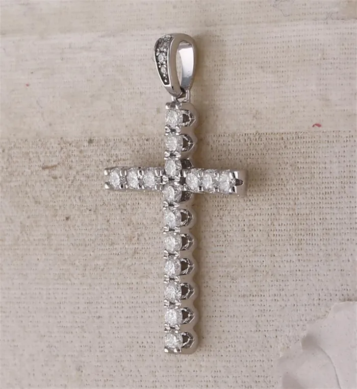gndatlanta 14k White Gold Round Diamond Cross Pendant 12 Cttw Necklaces