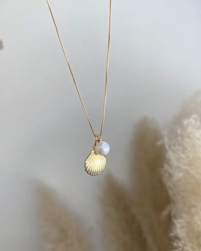 ERIJEWELRY Necklaces Pearl Shell Necklace