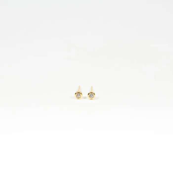 Tiny Round Cubic Zirconia Gold Vermeil Studs Tashi PreStyled Sets