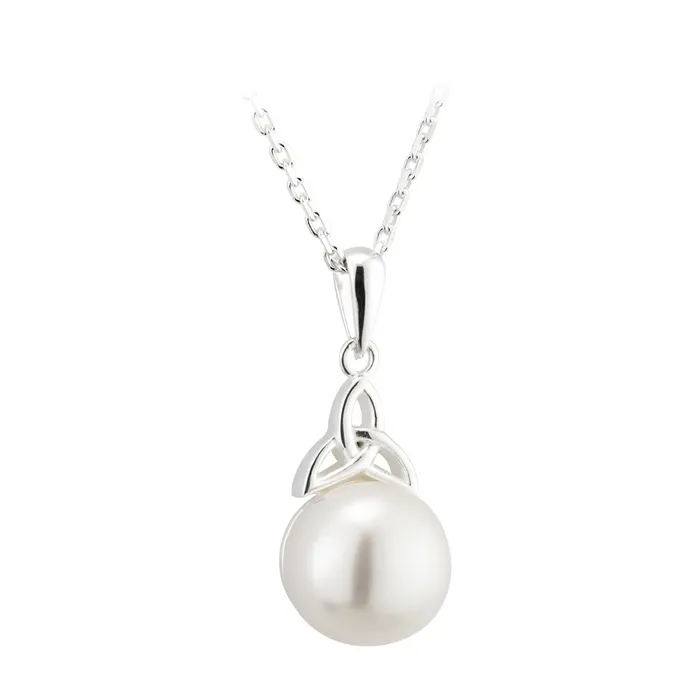 Celtic Collections Necklaces Fresh Water Pearl Trinity Pendant