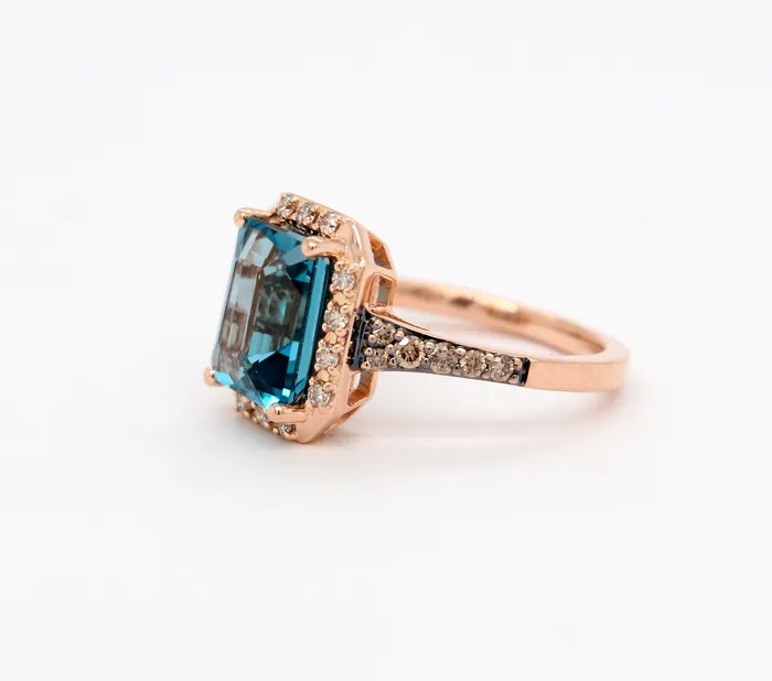 Estate 14KR 400 Ct Blue Topaz and 45 Cttw Diamond Ring FULLERS PURCHASE FROM PUBLIC Rings