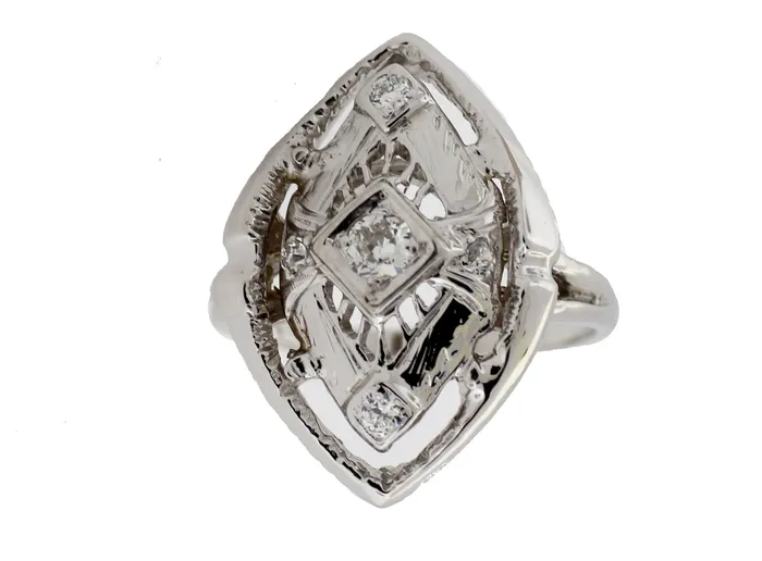 ESTATE 14KW 21 CTTW DIAMOND VINTAGE RING GSI1 FULLERS PURCHASE FROM PUBLIC Rings ESTATE 14KW 21 CTTW DIAMOND VINTAGE RING GSI1 FULLERS PURCHASE FROM PUBLIC Rings