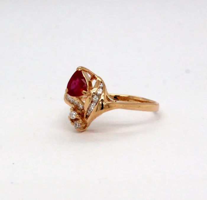 Estate 14KY 40 Ct Ruby and 08 Cttw Diamond Ring FULLERS PURCHASE FROM PUBLIC Rings Estate 14KY 40 Ct Ruby and 08 Cttw Diamond Ring FULLERS PURCHASE FROM PUBLIC Rings