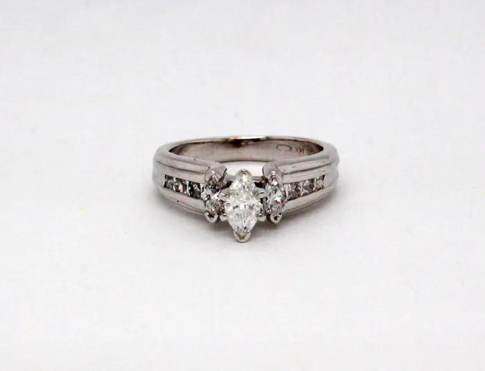 FULLERS PURCHASE FROM PUBLIC Rings Estate 14KW 133 Cttw Diamond Engagement Ring FULLERS PURCHASE FROM PUBLIC Rings Estate 14KW 133 Cttw Diamond Engagement Ring