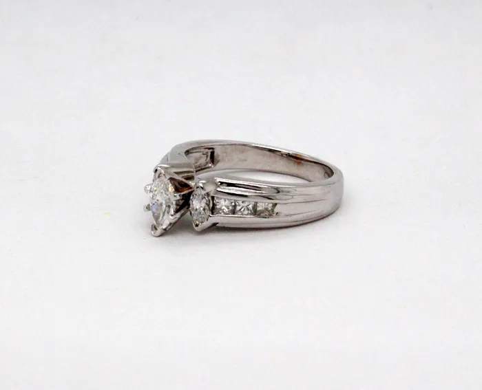 FULLERS PURCHASE FROM PUBLIC Rings Estate 14KW 133 Cttw Diamond Engagement Ring