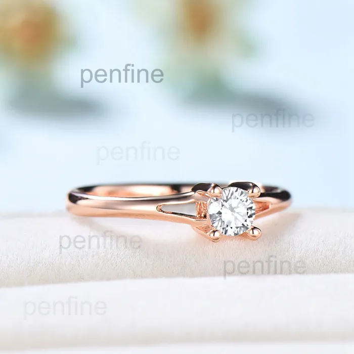 PENFINE Rings Minimalist Diamond Engagement Ring Dainty Plain Gold Moissanite Wedding Ring for Women Solid 14K Rose Gold Split Shank Anniversary Ring