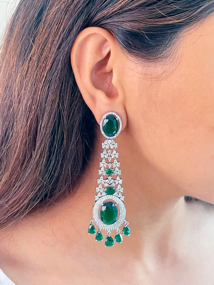 PRERTO ECOMMERCE PRIVATE LIMITED Earrings Sabz Sa Emerald Diamond Set Earrings Necklace