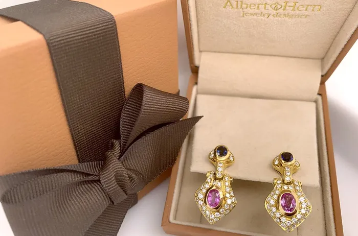 Albert Hern Earrings Earrings 18kt Gold Classic Sapphires Diamonds