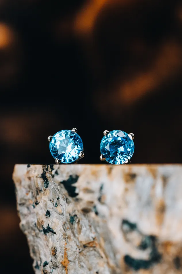 Coast Gemological Resources Earrings 14k White Gold Blue Zircon Stud Earrings Coast Gemological Resources Earrings 14k White Gold Blue Zircon Stud Earrings