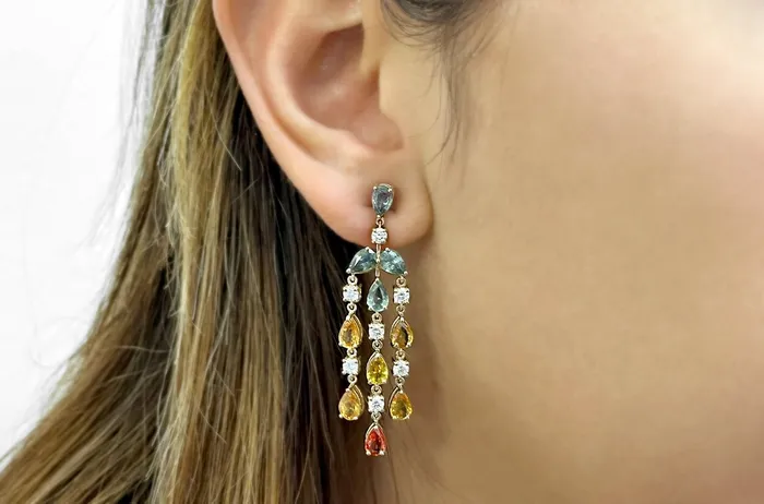 Earrings 18kt Gold Pear Sapphires Diamonds Chandelier Albert Hern Earrings
