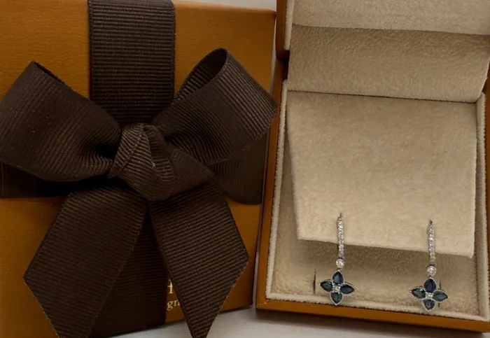 Earrings Albert Hern Earrings 18kt Gold Huggies Sapphires Diamonds