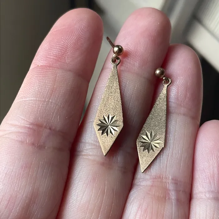 Earrings Engraved Star Drop Earrings 9k Gold Vintage Vintage Paris Jewelry