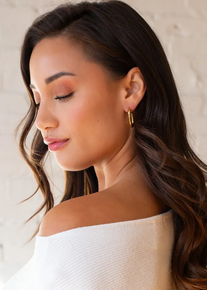 Earrings Luxe Gold Hollow Oval Hoops panacheaccessories