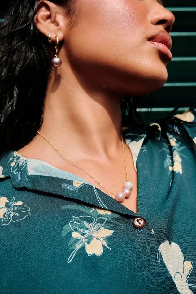 Edison Pearl Huggies Lahaole Hawaii Earrings