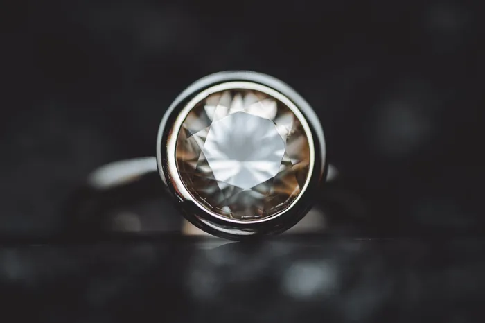 Rings 10k White Gold Bezel Set Solitaire Oregon Sunstone Ring The Sunstone Store