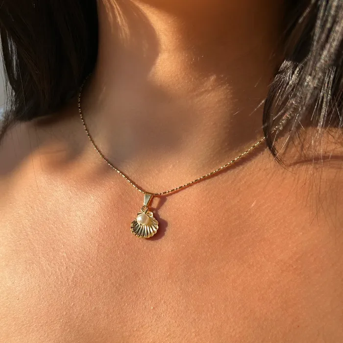 TBJ Necklaces Madreperla Shell Necklace