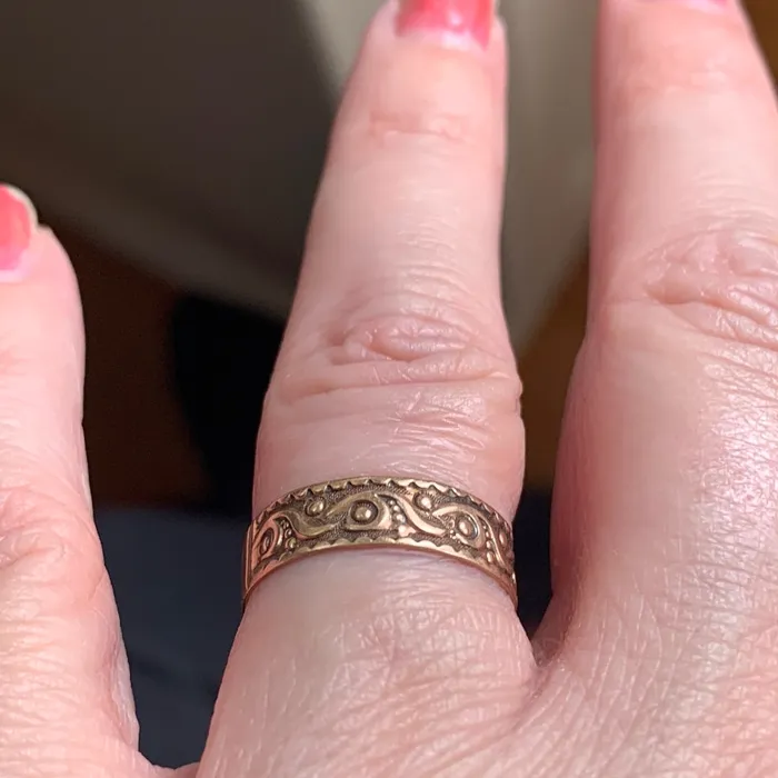 Wavy Cigar Band 10k Gold Antique Love Vintage Paris Rings