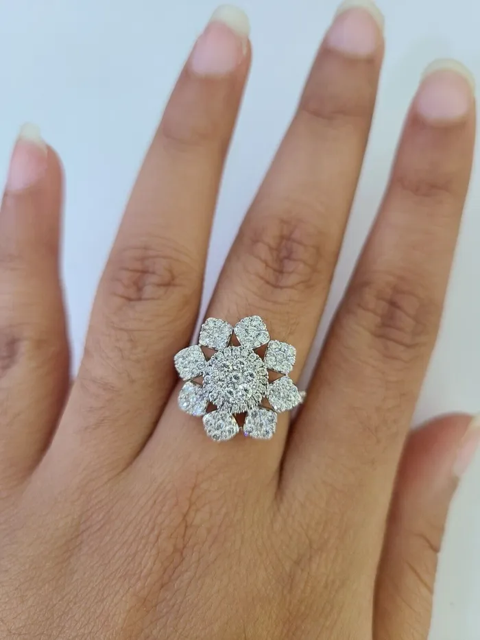 Gold and Diamond Real 14k Diamond Flower Ladies Ring Yellow Gold Women Engagement Wedding Rings Gold and Diamond Real 14k Diamond Flower Ladies Ring Yellow Gold Women Engagement Wedding Rings