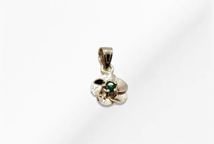 JCM DESIGN JEWELRY Necklaces 14K Gold Emerald Flower Pendant