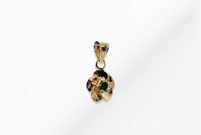 JCM DESIGN JEWELRY Necklaces 14K Gold Emerald Flower Pendant