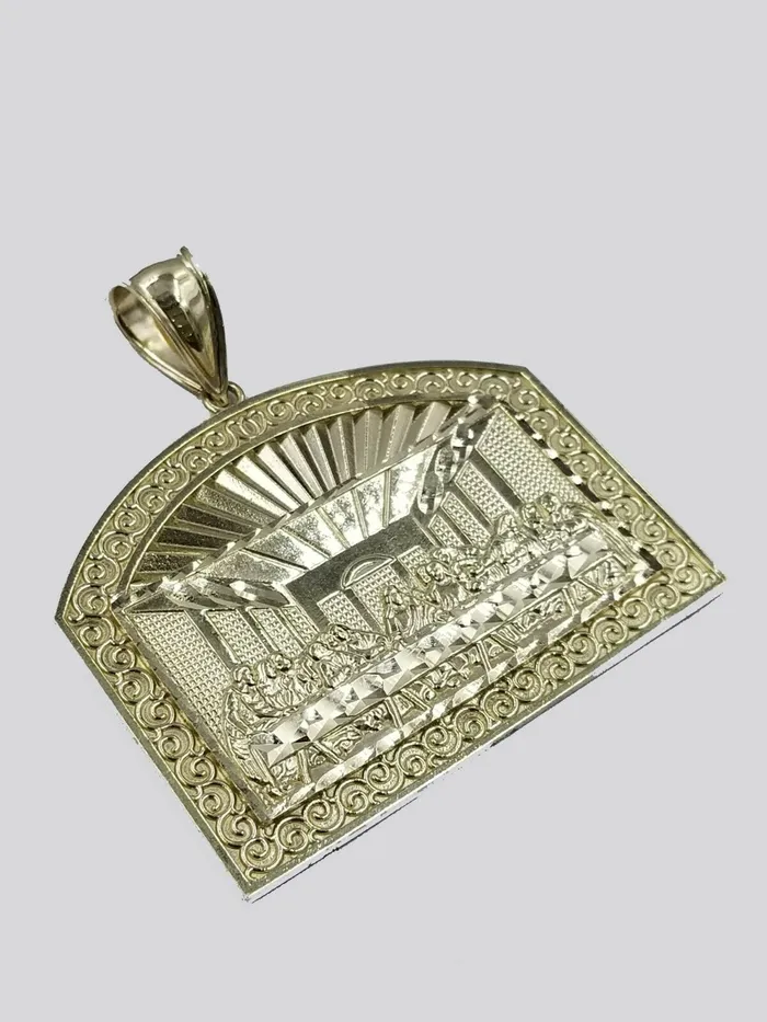 Necklaces Gold and Diamond 10k Yellow Gold Last supper pendant with Rope 26Chain Mens Necklace Diamond Cut