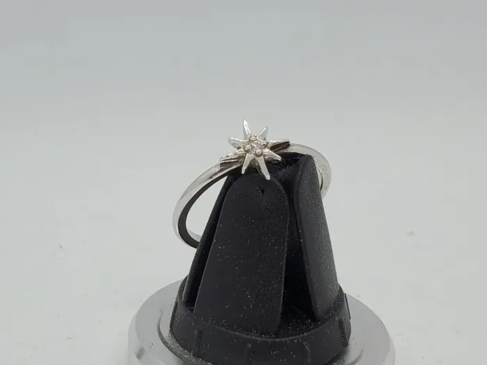 Rings JCM DESIGN JEWELRY 14K White Gold Ring with 1 Diamond 005CT VS1