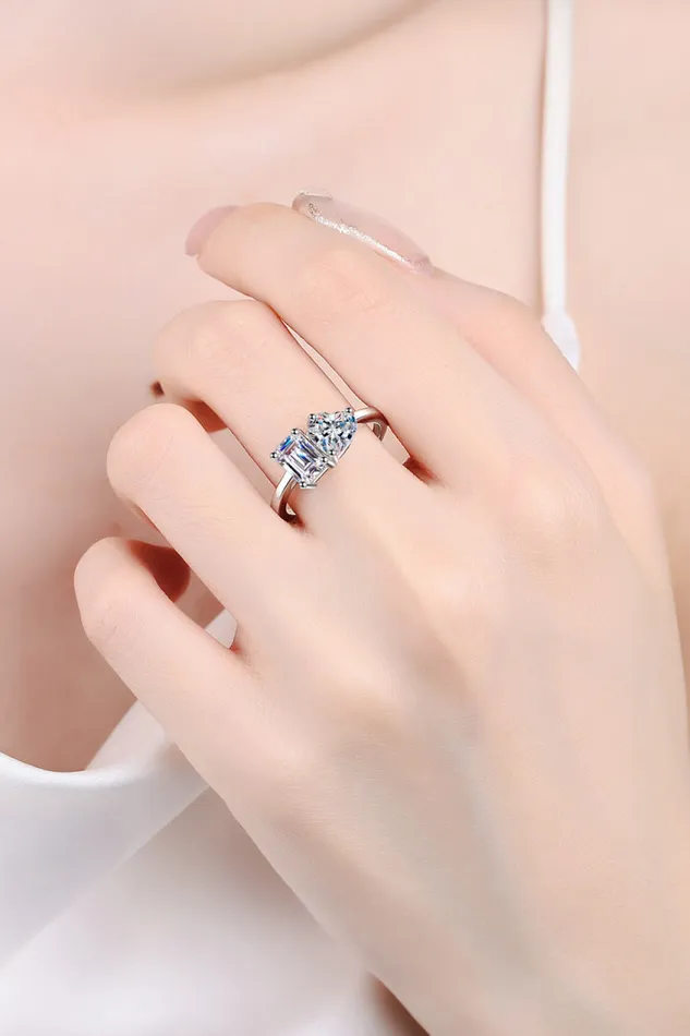 Rings Trendsi RhodiumPlated 2 Carat Moissanite Ring