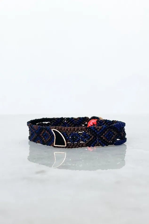 Classic Onyx Shark Fin on Blue Wave Bracelet DEZSO Bracelets