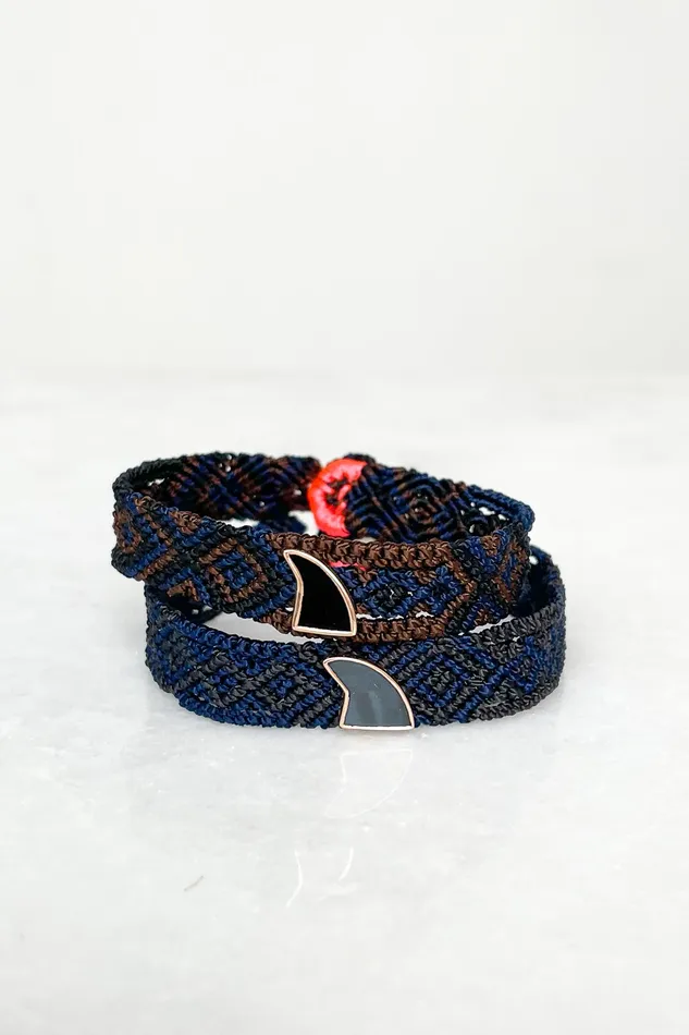 Classic Onyx Shark Fin on Blue Wave Bracelet DEZSO Bracelets