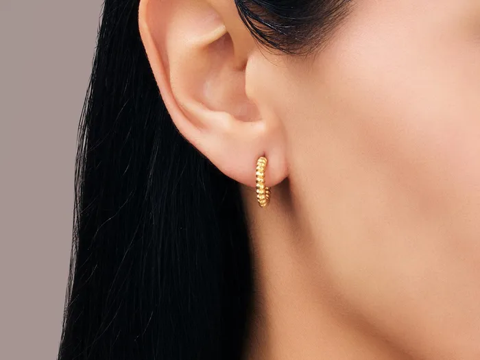 Earrings GURHAN Vertigo Gold Huggie Hoop Earrings Small Ridged Round GG GOLD CLR Earrings GURHAN Vertigo Gold Huggie Hoop Earrings Small Ridged Round GG GOLD CLR